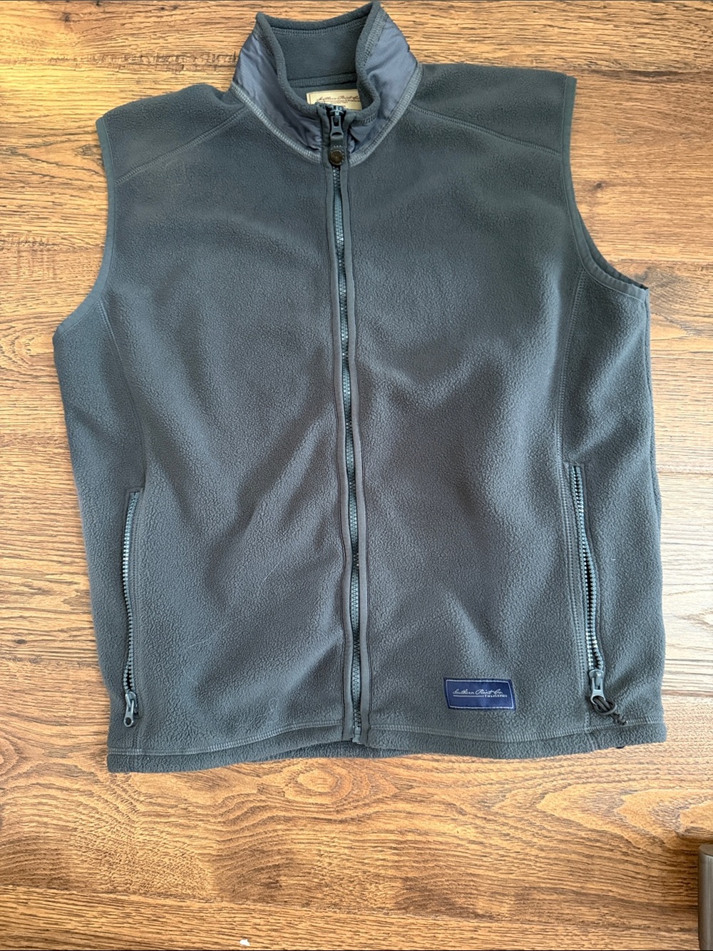 Men's Charcoal Gray Fleece Vest - Classic Outdoor Layer